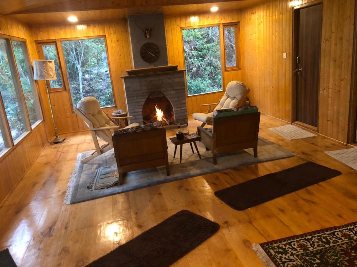 Log Cabin In The Woods Bed & Breakfast Gangtok Exterior foto