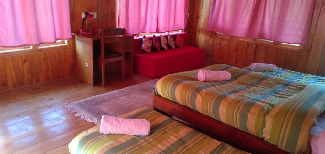 Log Cabin In The Woods Bed & Breakfast Gangtok Exterior foto